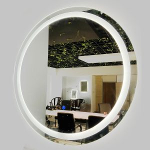 Moderne ronde badkamer spiegel met LED verlichting in spiegel