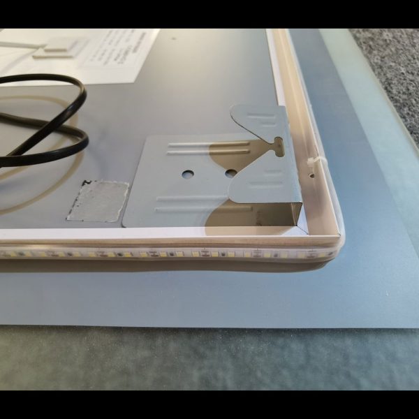 Moderne rechthoekige badkamer spiegel met LED verlichting in spiegel - Afbeelding 8
